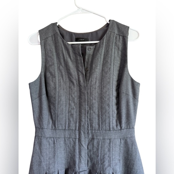 J. Crew 100% Wool Jumper Dress fully lined, hidden button placket, Sz 2, pleated - Picture 6 of 11